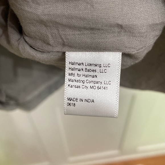 Hallmark Baby Infant Girl Grey Suspenders Skirt With Pockets Size 6-12 months - Picture 8 of 11